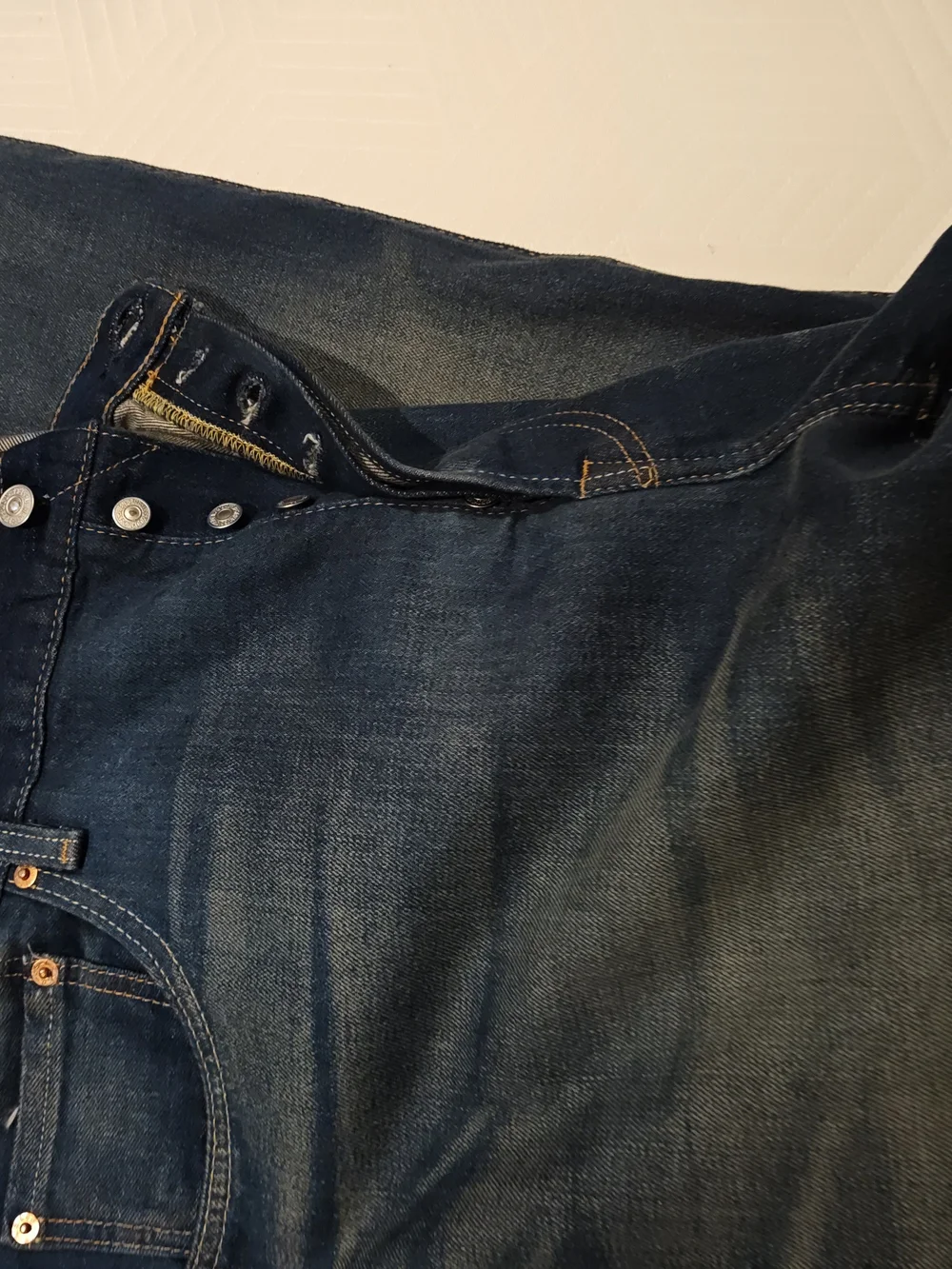 Levi's 501 Men's Straight Jeans - Dark Blue Washed Denim 44x32